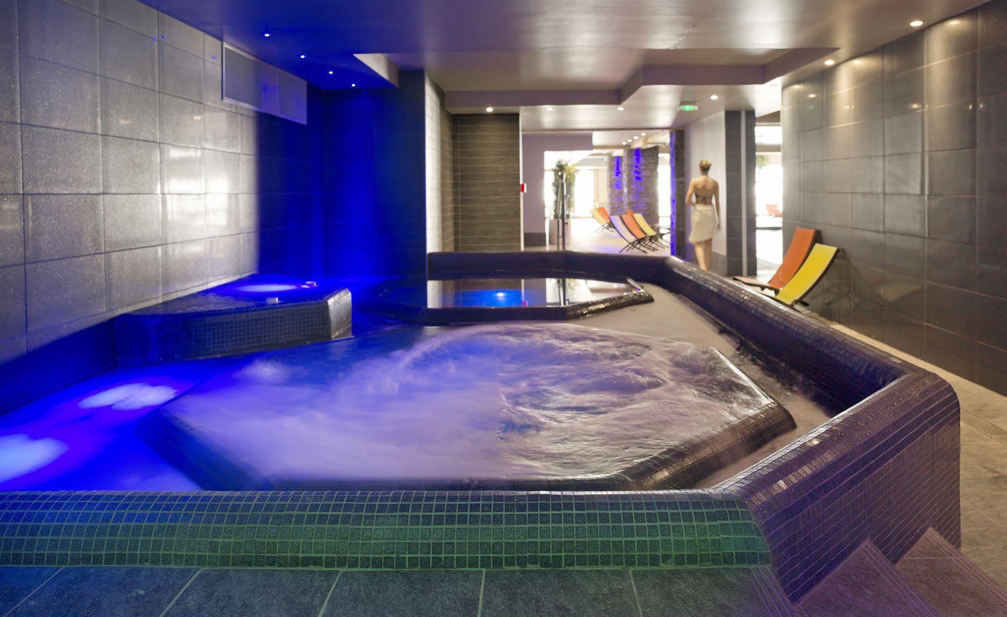 Cgh Residences & Spas Le Cristal De L'Alpe Alpe d'Huez Buitenkant foto